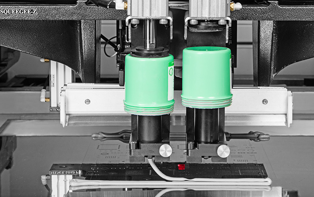Automatic solder paste jar dispenser